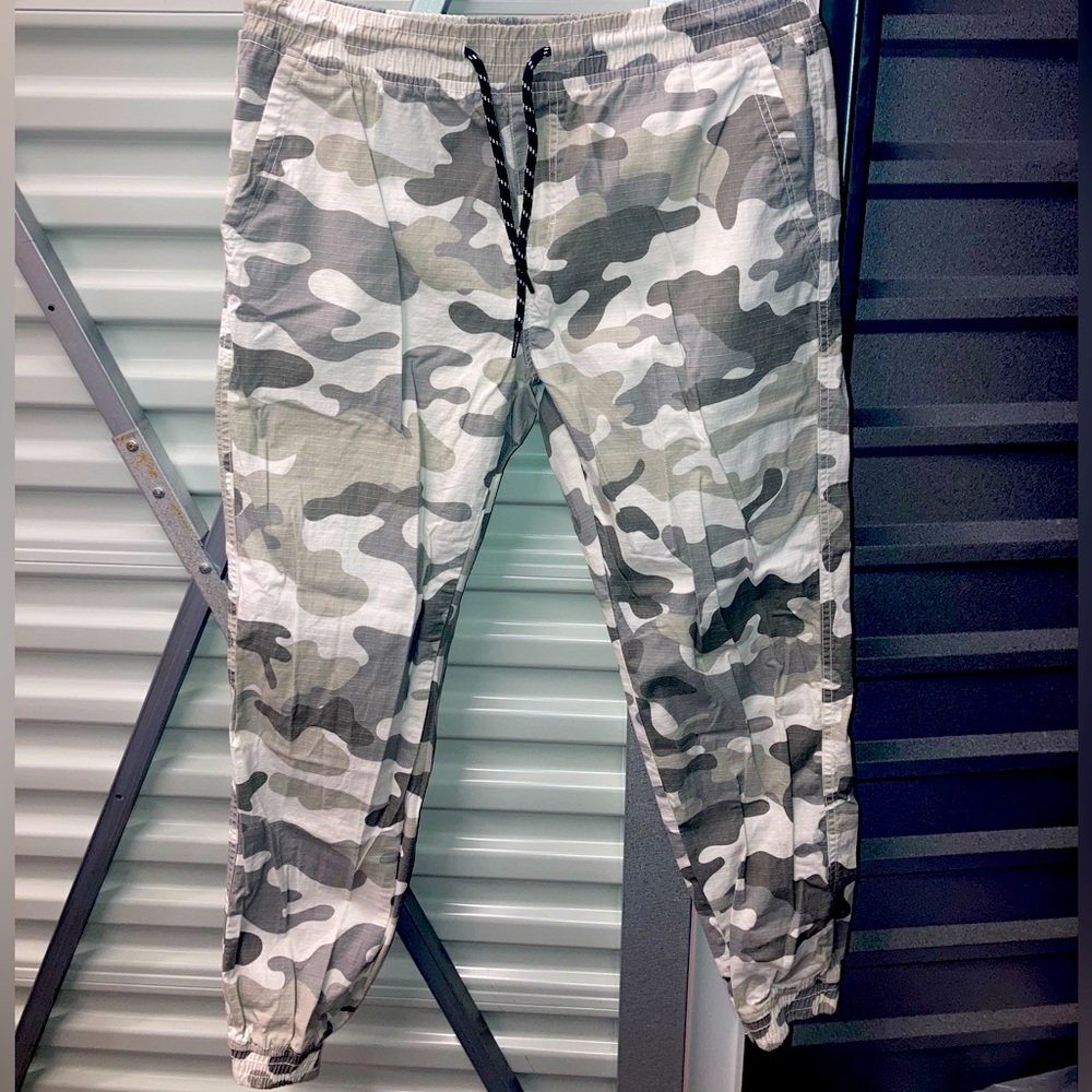 White Camo cuff pants Size. Large